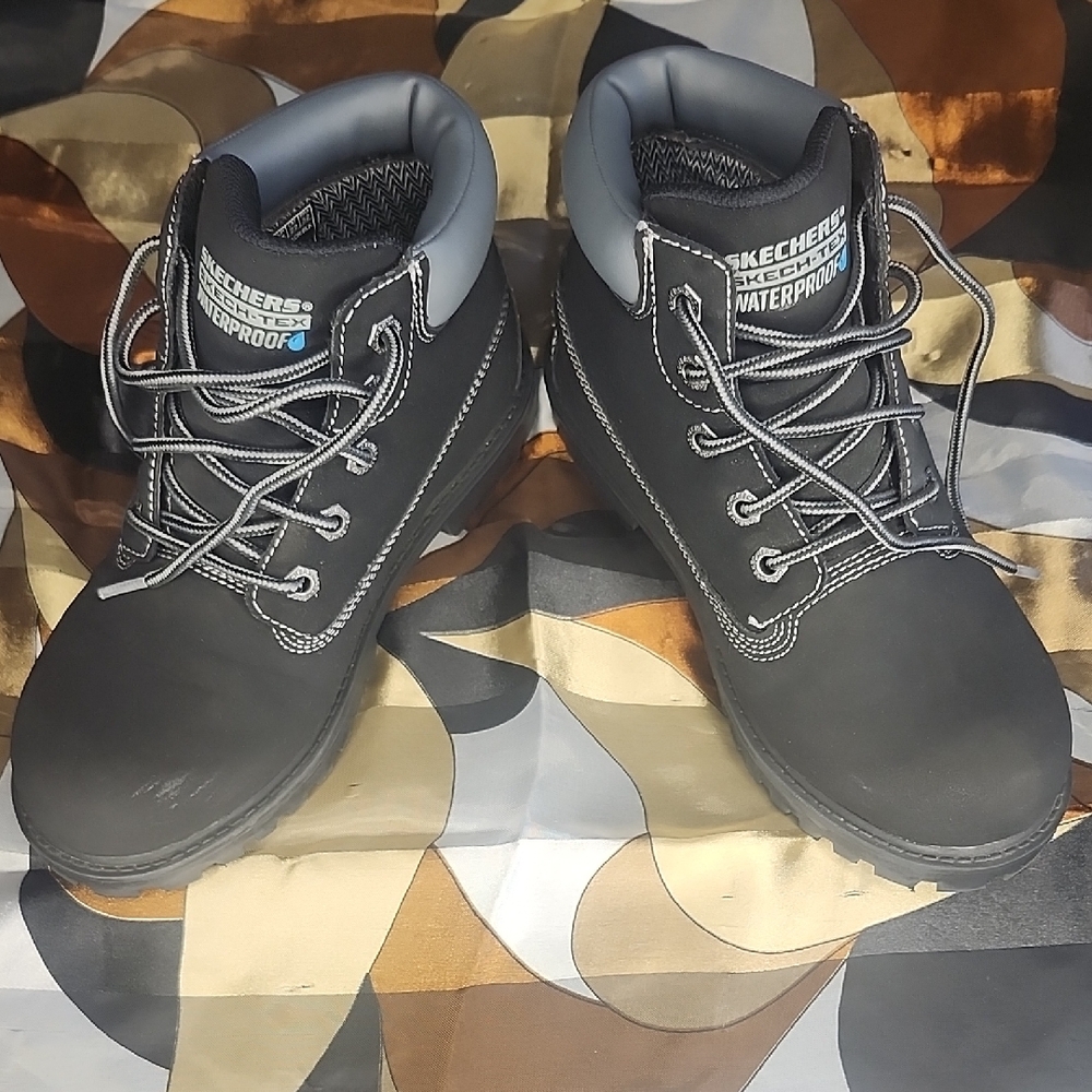 Skechers Black Waterproof Men's Lace-Up Ankle Boots